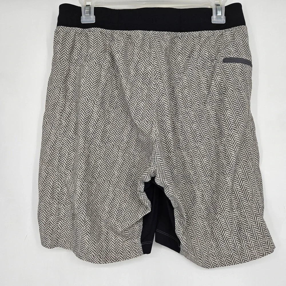 Lululemon Shorts Mens 30 Gym Performance Running Herringbone Activewear Training